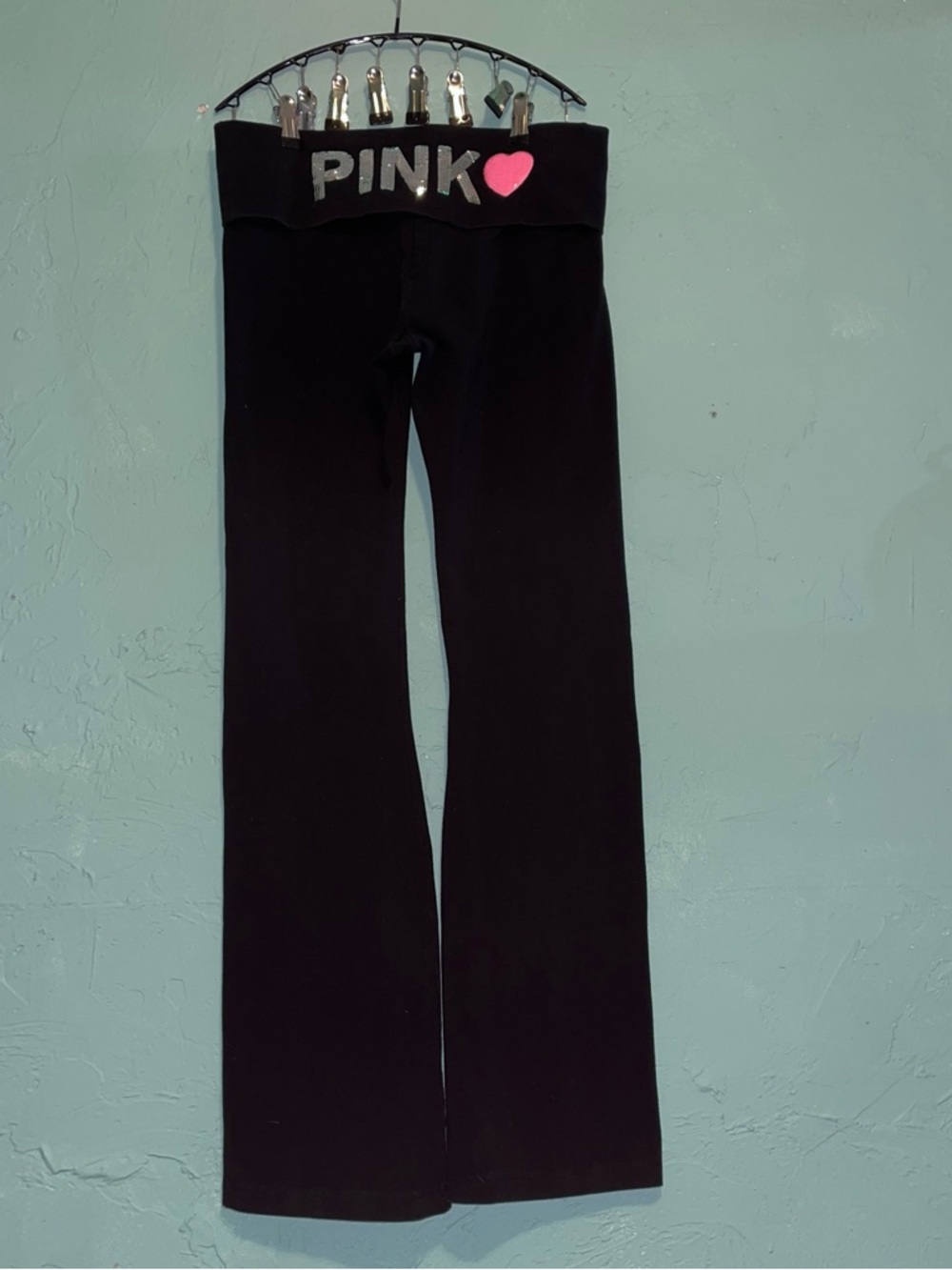 PINK Black Yoga Pants sequins lowrise Y2K flare foldovers Pink Heart Waistband